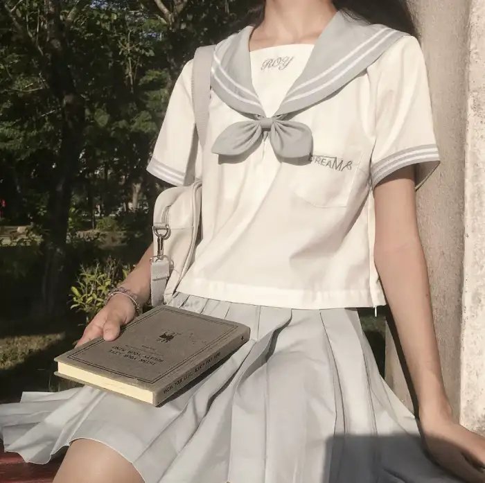 沉默的姑娘